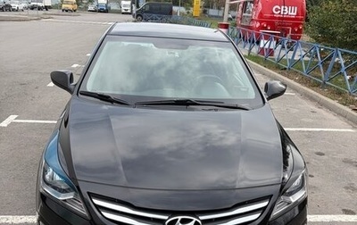 Hyundai Solaris II рестайлинг, 2015 год, 950 000 рублей, 1 фотография