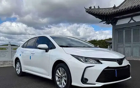 Toyota Corolla, 2023 год, 1 320 000 рублей, 3 фотография