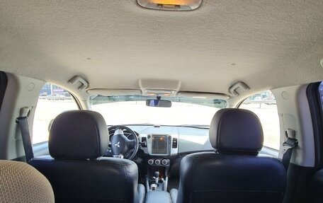 Mitsubishi Outlander III рестайлинг 3, 2008 год, 880 000 рублей, 6 фотография