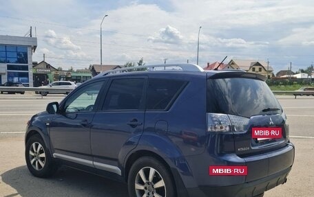 Mitsubishi Outlander III рестайлинг 3, 2008 год, 880 000 рублей, 5 фотография