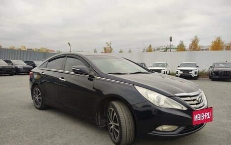 Hyundai Sonata VI, 2011 год, 890 000 рублей, 2 фотография