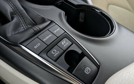 Toyota Camry, 2022 год, 3 200 000 рублей, 14 фотография