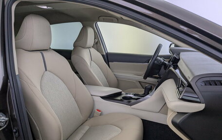 Toyota Camry, 2022 год, 3 200 000 рублей, 24 фотография