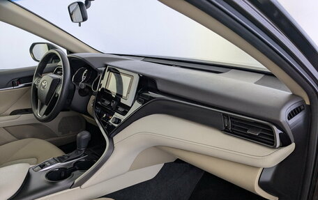 Toyota Camry, 2022 год, 3 200 000 рублей, 22 фотография