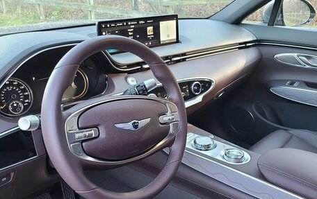 Genesis GV70, 2021 год, 4 200 000 рублей, 5 фотография