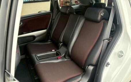 Honda Stream II, 2014 год, 1 040 000 рублей, 23 фотография