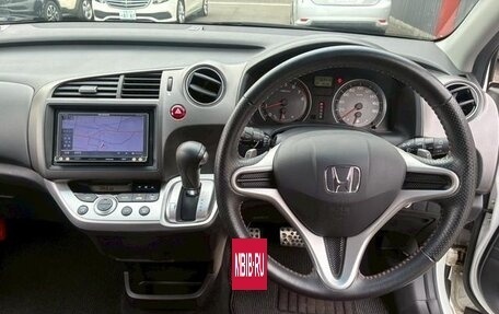 Honda Stream II, 2014 год, 1 040 000 рублей, 21 фотография