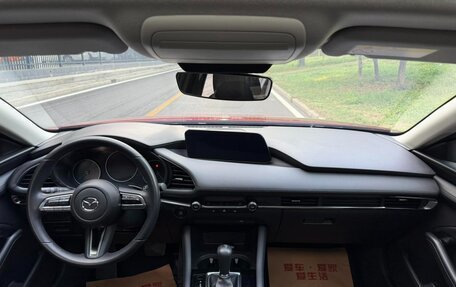 Mazda 3, 2022 год, 1 285 000 рублей, 8 фотография