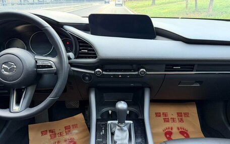 Mazda 3, 2022 год, 1 285 000 рублей, 10 фотография