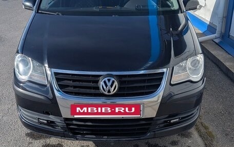 Volkswagen Touran III, 2008 год, 500 000 рублей, 4 фотография