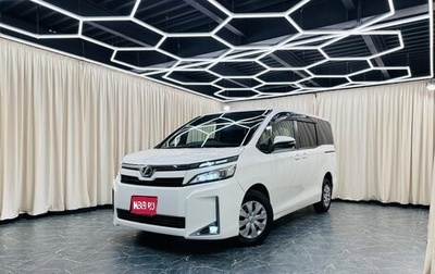 Toyota Voxy III, 2018 год, 2 199 999 рублей, 1 фотография
