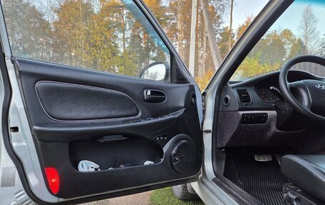 Hyundai Sonata IV рестайлинг, 2009 год, 400 000 рублей, 26 фотография