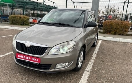 Skoda Fabia II, 2010 год, 470 000 рублей, 2 фотография