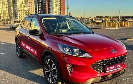 Ford Escape, 2022 год, 2 480 000 рублей, 1 фотография