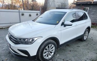 Volkswagen Tiguan II, 2021 год, 2 200 000 рублей, 1 фотография