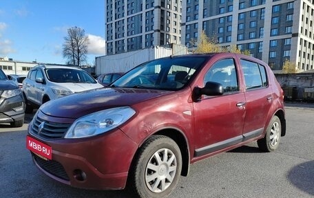 Renault Sandero I, 2012 год, 529 000 рублей, 1 фотография