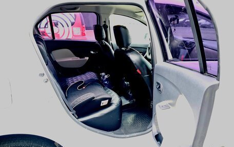 Renault Logan II, 2014 год, 575 000 рублей, 9 фотография
