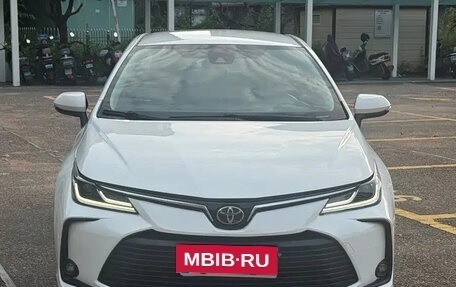Toyota Corolla, 2023 год, 1 360 000 рублей, 2 фотография