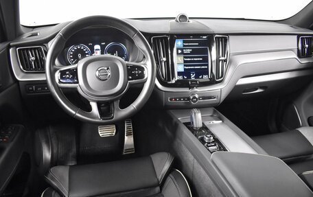 Volvo XC60 II, 2020 год, 4 724 900 рублей, 6 фотография