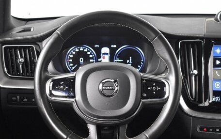 Volvo XC60 II, 2020 год, 4 724 900 рублей, 13 фотография