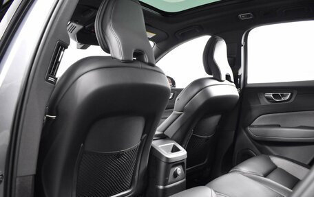 Volvo XC60 II, 2020 год, 4 724 900 рублей, 11 фотография