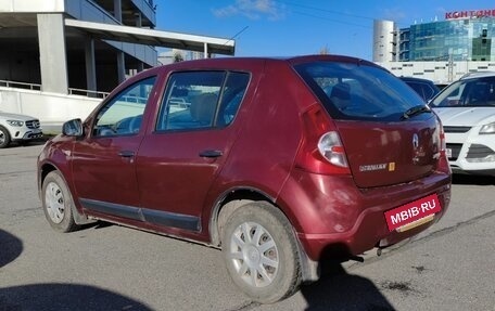 Renault Sandero I, 2012 год, 529 000 рублей, 2 фотография