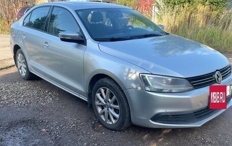 Volkswagen Jetta VII, 2012 год, 1 190 000 рублей, 3 фотография