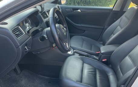Volkswagen Jetta VII, 2012 год, 1 190 000 рублей, 11 фотография