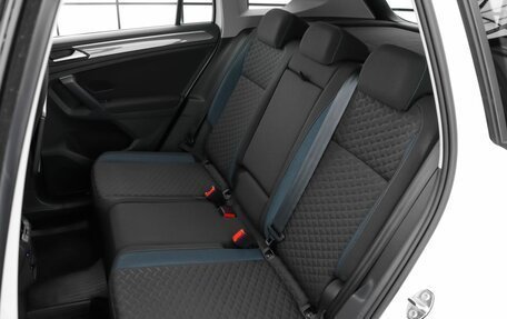 Volkswagen Tiguan II, 2019 год, 2 800 000 рублей, 10 фотография