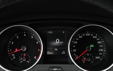 Volkswagen Tiguan II, 2019 год, 2 800 000 рублей, 13 фотография