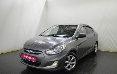 Hyundai Solaris II рестайлинг, 2013 год, 429 000 рублей, 1 фотография