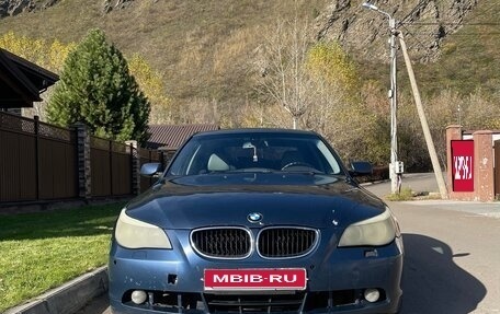 BMW 5 серия, 2003 год, 870 000 рублей, 1 фотография