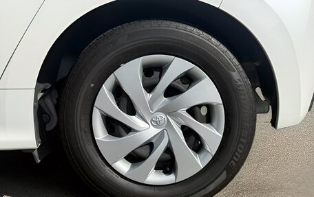 Toyota Yaris, 2022 год, 1 150 000 рублей, 9 фотография
