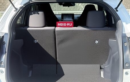 Toyota Yaris, 2022 год, 1 150 000 рублей, 11 фотография