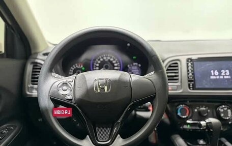 Honda Vezel, 2022 год, 1 340 000 рублей, 10 фотография