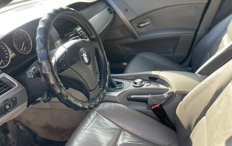 BMW 5 серия, 2003 год, 870 000 рублей, 18 фотография