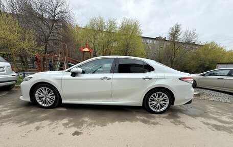 Toyota Camry, 2019 год, 3 040 000 рублей, 1 фотография