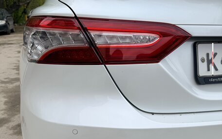 Toyota Camry, 2019 год, 3 040 000 рублей, 4 фотография