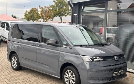 Volkswagen Multivan, 2023 год, 4 780 001 рублей, 3 фотография