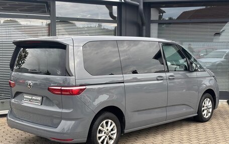 Volkswagen Multivan, 2023 год, 4 780 001 рублей, 5 фотография