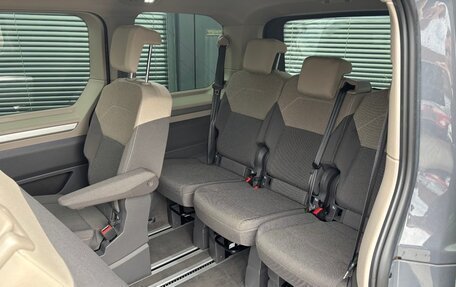 Volkswagen Multivan, 2023 год, 4 780 001 рублей, 16 фотография