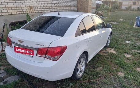 Chevrolet Cruze II, 2011 год, 515 000 рублей, 4 фотография