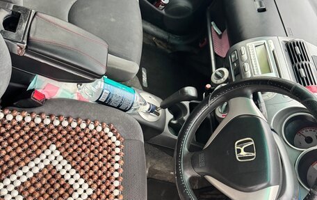 Honda Fit III, 2004 год, 130 000 рублей, 2 фотография