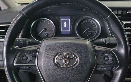 Toyota Camry, 2020 год, 3 150 000 рублей, 2 фотография