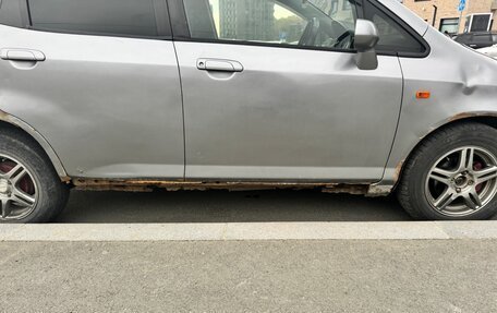 Honda Fit III, 2004 год, 130 000 рублей, 4 фотография