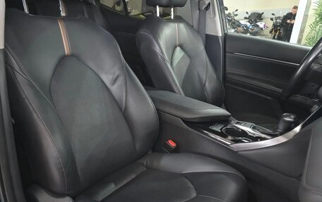 Toyota Camry, 2020 год, 3 150 000 рублей, 9 фотография