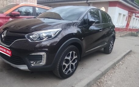 Renault Kaptur I рестайлинг, 2019 год, 1 650 000 рублей, 1 фотография