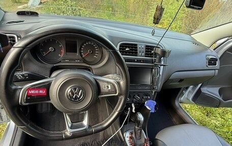 Volkswagen Polo VI (EU Market), 2018 год, 1 300 000 рублей, 2 фотография