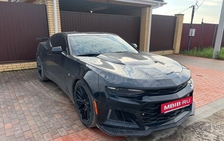 Chevrolet Camaro VI, 2018 год, 2 200 000 рублей, 4 фотография