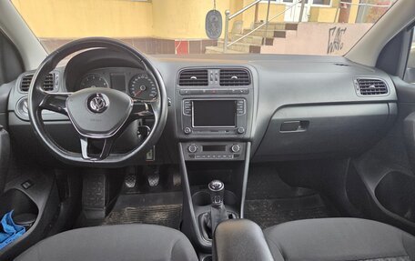 Volkswagen Polo VI (EU Market), 2015 год, 1 050 000 рублей, 6 фотография